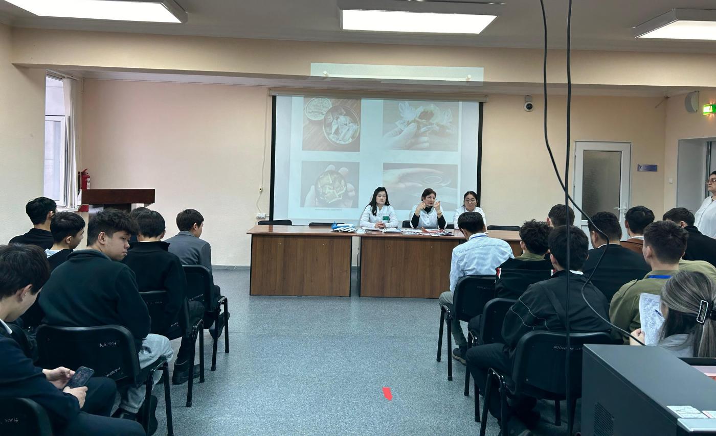 Колледждегі ақпараттық-түсіндіру жұмысы